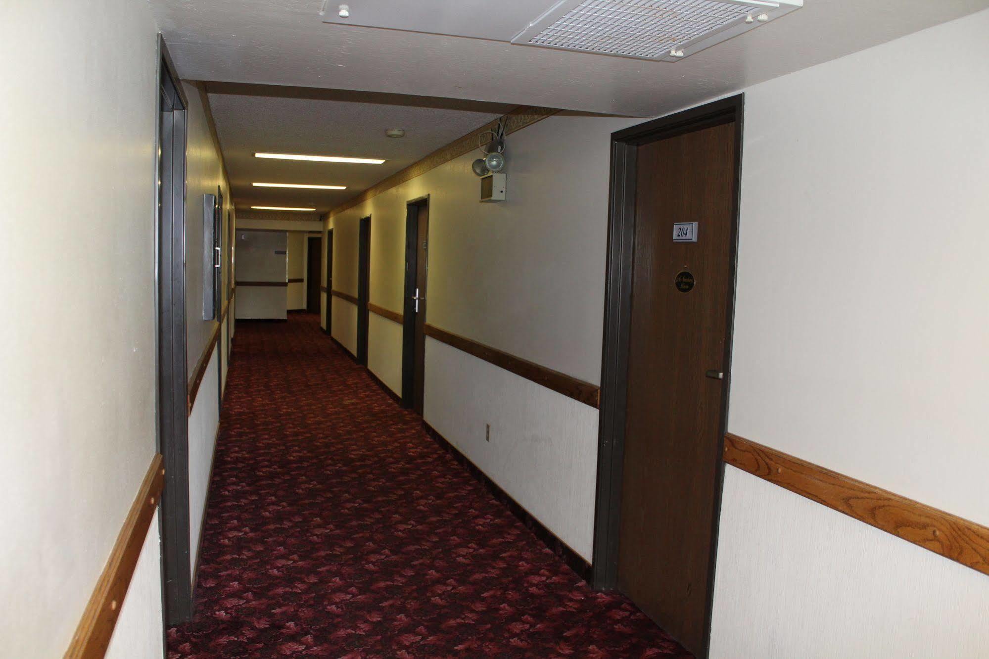 Comfort Inn & Suites Pinetop Show Low Lakeside Exterior photo